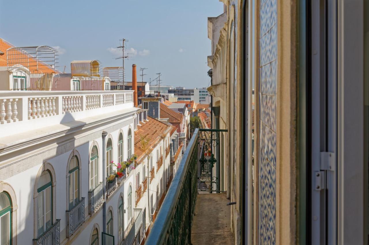 Boutique Chiado Duplex Apartment Lisbon Luaran gambar